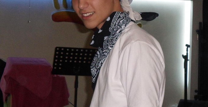 Serinlemek için girdiği gölette boğularak can verdi