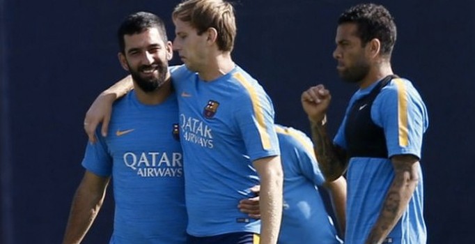 Rakitic: Arda Turan Barcelona'ya güç katacak