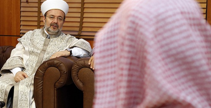 Mehmet Görmez, S. Arabistan'dan İslam dünyasına mesaj verdi: Bu onursuzluğu bitirelim