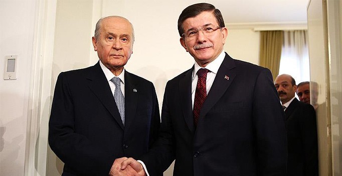 Davutoğlu - Bahçeli görüşmesinde yeni Anayasa uzlaşması