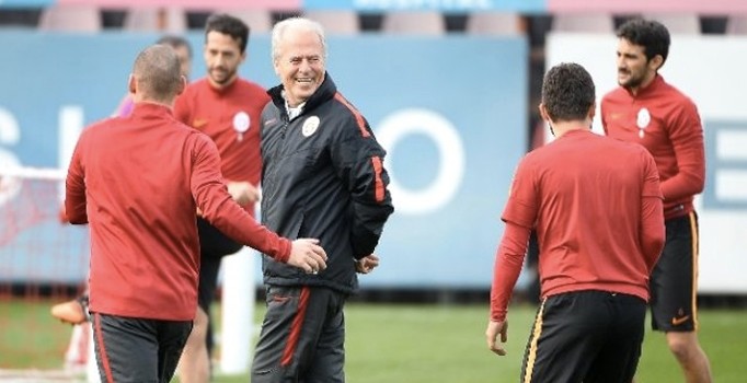 Mustafa Denizli Okan Buruk'a teklif götürecek