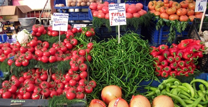 Uçak bile düştü ama gıda fiyatları hala düşmedi