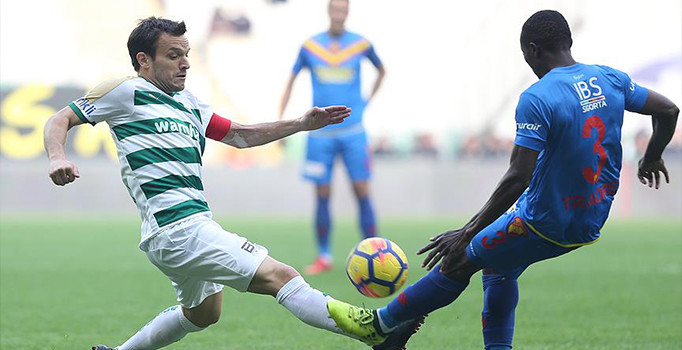 Bursaspor, Göztepe ile berabere kaldı