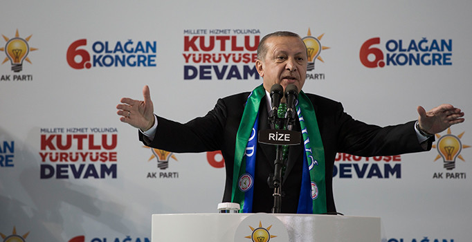 Erdoğan'dan NATO'ya sert tepki: Bazı hataları aptallar değil alçaklar yapar