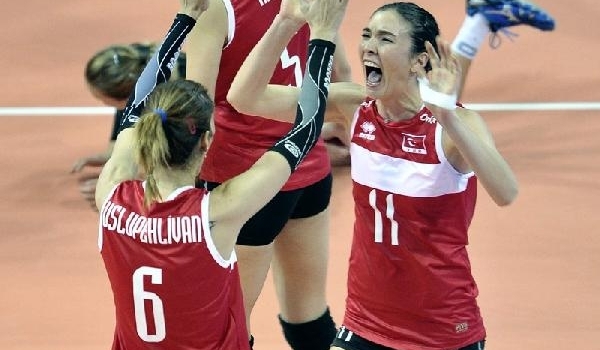 Son dakika! Filenin Sultanları Avrupa 3'üncüsü oldu