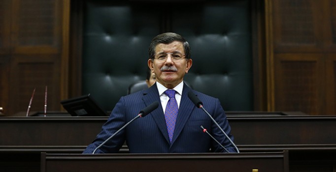 Davutoğlu'ndan Demirtaş'a: Diyarbakır'ın yolu Moskova'dan geçmez