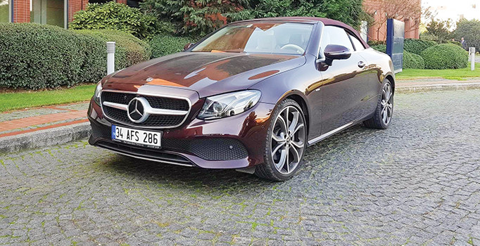 Güçlü karizmatik dört kişilik