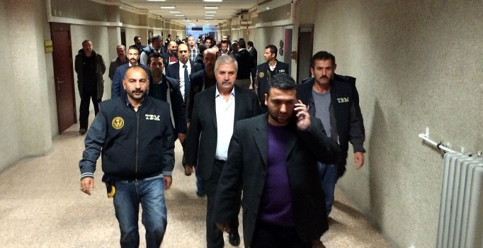 25 Aralık darbeye teşebbüs davasında tahliye yok