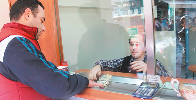 Doların ateşine Merkez hamlesi