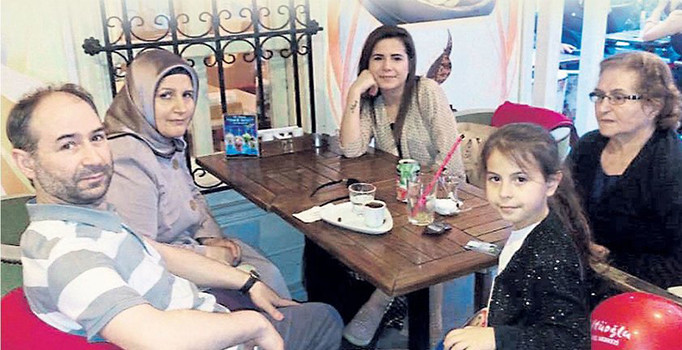 17 yaşındaki kızın böbrekleri babaannesine nakledildi, kimse söylemiyor