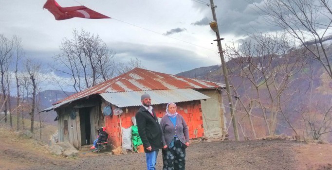 Başbakan Davutoğlu şehit babasını telefonla aradı