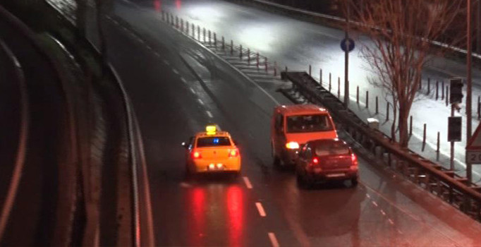 İstanbul trafiğinde akılalmaz görüntü