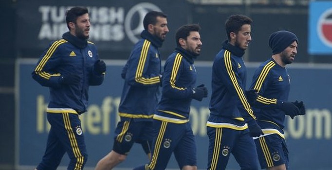 Fenerbahçe'de konuşana para cezası geliyor