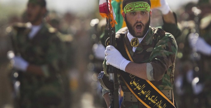 Irak Parlamentosu: Şii milisler silah bırakmalı