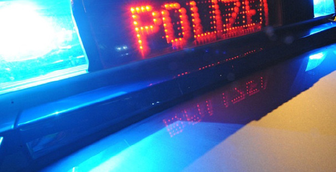 Almanya’da kamyon kasasında 21 mülteci bulundu