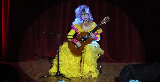 Ünlü gitarist Galina Vale, ODÜ’de konser verdi