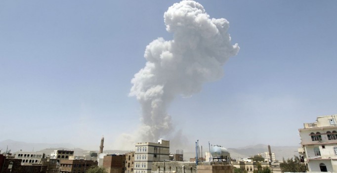 Yemen'de Sınır Tanımayan Doktorlar'a ait hastane vuruldu