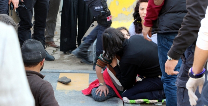 Silopi'de 10 yaşındaki kız ayağını emniyet kapanına kaptırdı