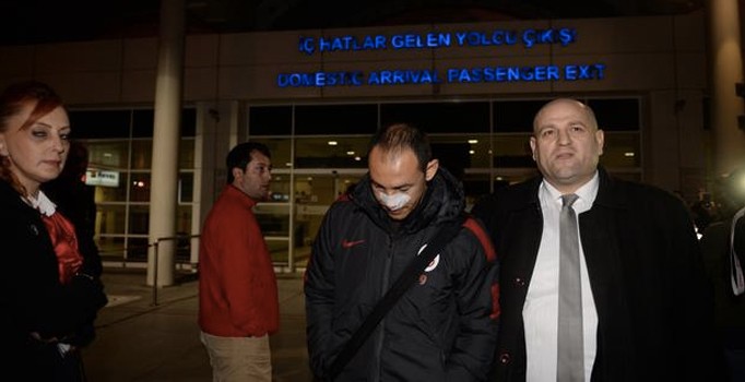 Galatasaray yönetimi ve Umut Bulut'a olaylı karşılama