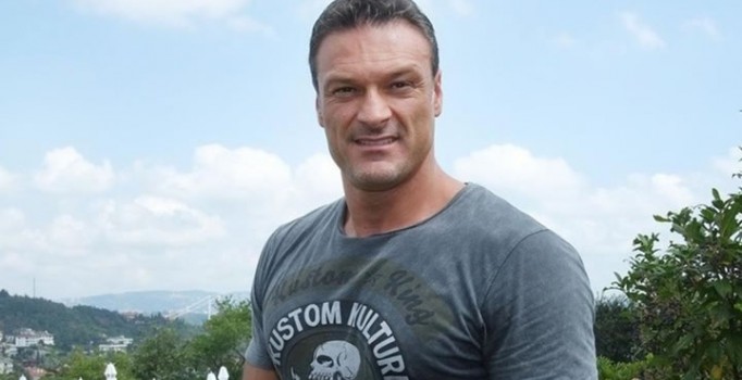 Mersin İdman Yurdu'ndan Alpay Özalan'a teklif