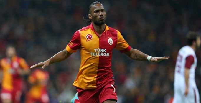 Drogba Twitter hesabından Martin Linnes paylaşımıyla Fenerbahçe taraftarını çıldırttı