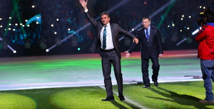 Bursaspor teknik direktörü Hamzaoğlu: Omuzlarıma binen yükten korkmuyorum