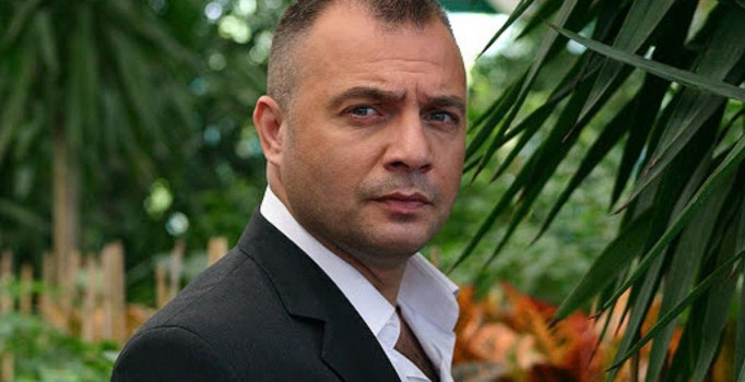 Oktay Kaynarca'dan Kenan Işık'la ilgili büyük gaf