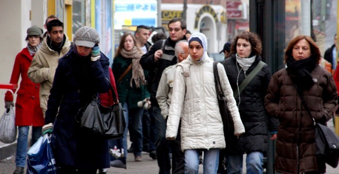Almanya'da Müslümanlara 'devlet sözleşmesi'