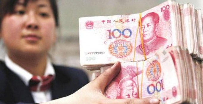 Çin rezerv paraya oynuyor
