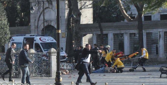 Sultanahmet bombacısının buluştuğu 3 Suriyeli 'El Muhaberat'a mı çalışıyor?
