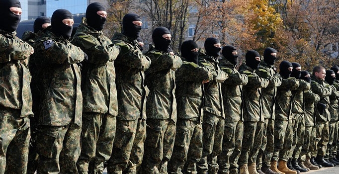 Neo-Nazi Azov Taburu AGİT gözlem noktasını ele geçirdi