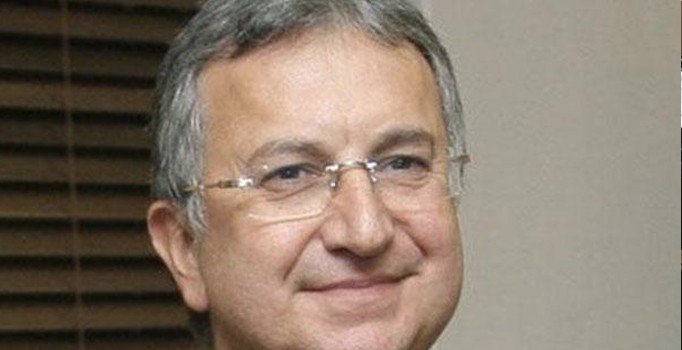 Fenerbahçe'nin yeni 2 numarası Tamer Yelkovan oldu