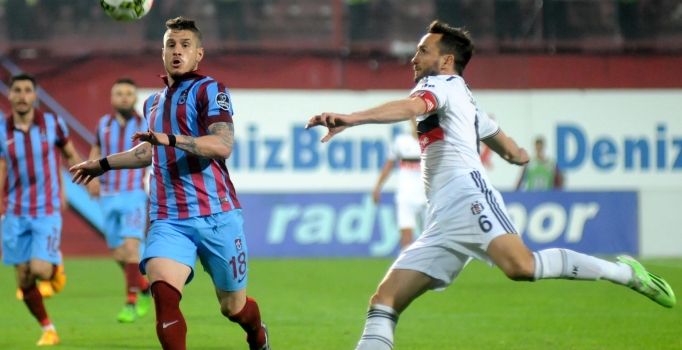 Tomas Sivok hastanelik oldu