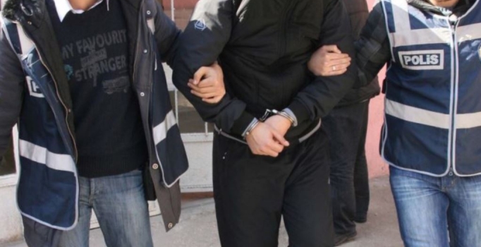 Bursa merkezli eş zamanlı FETÖ operasyonunda 4 subay gözaltına alındı