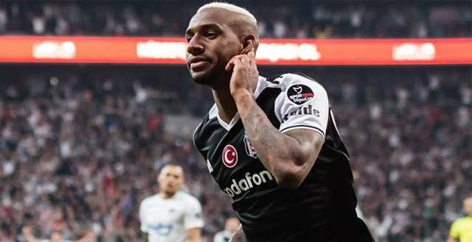 Beşiktaş, Talisca'nın peşini bırakmıyor
