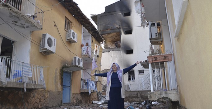 Diyarbakır Çınar'daki bombalı saldırıda 2 kişi tutuklandı