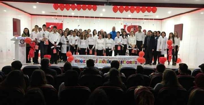 Engelleri müzikle aştılar