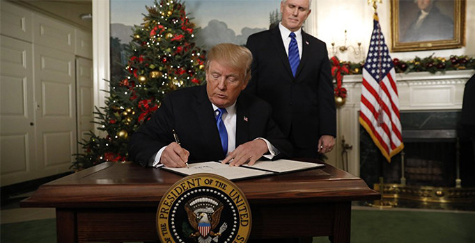 Beyaz Saray'dan "Ortadoğu barış süreci zarar görecek" açıklaması