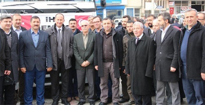 Manisa'dan Bayırbucak Türkmenleri'ne yardım