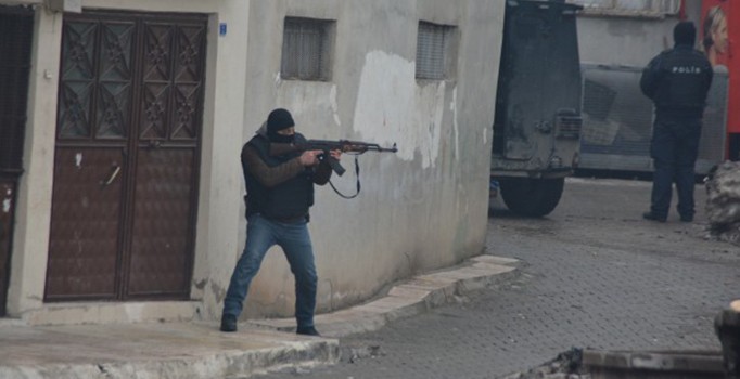 Siirt'te hücre evine polis baskını: 7 terörist öldürüldü, 1 polis şehit