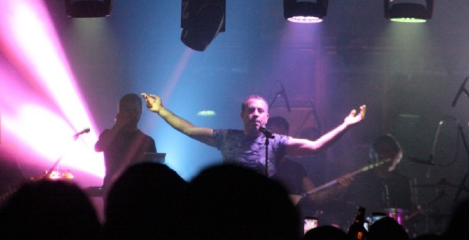 Haluk Levent, Diyarbakır’da sevenleriyle buluştu