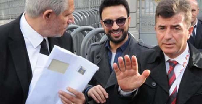 Tarkan: Ülkemi terk etmek gibi bir düşüncem asla yok!