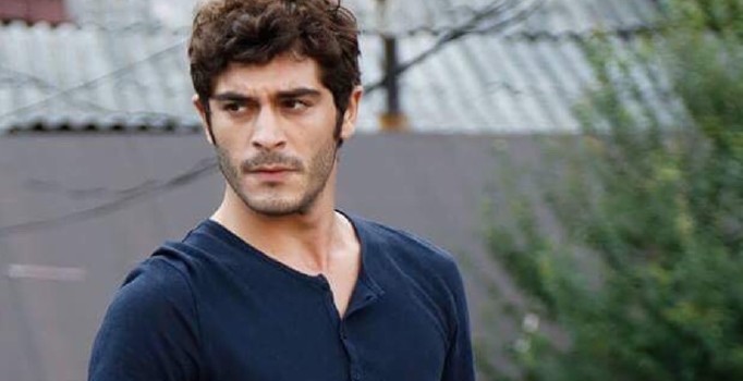 Burak Deniz, Bollywood yolunda