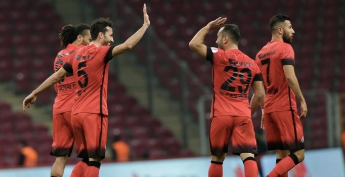 Galatasaray Medicana Sivasspor maçı muhtemel 11'leri