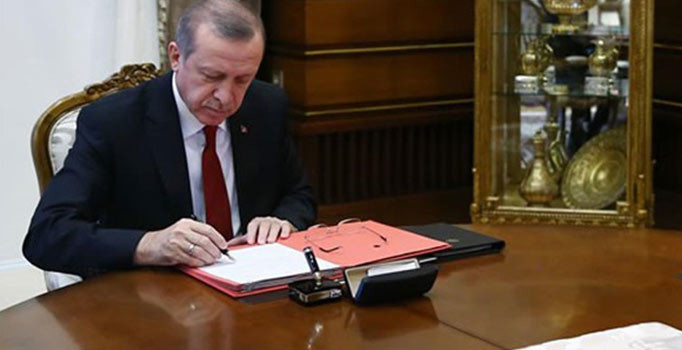 Cumhurbaşkanı Erdoğan YSK'nın Teşkilat ve Görevleri Hakkında Kanunu onayladı 