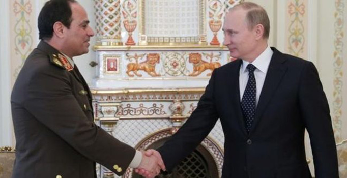 Putin ve Sisi'den nükleer anlaşma