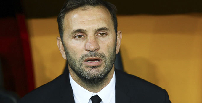 Okan Buruk, Galatasaray'dan özür diledi