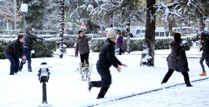 Balıkesir'de okullar tatil mi?-Balıkesir'in 5 ilçesinde okullar tatil edildi