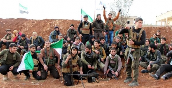 Suriye'de eller tetikte: Muhalifler operasyon için hazır