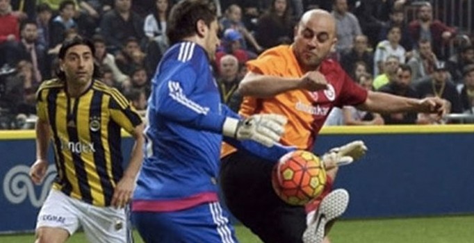 Erhan Albayrak: Aziz Yıldırım bize kızdı